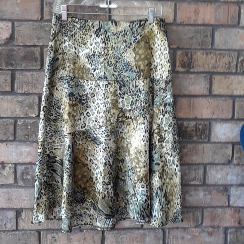 Bentley a. Skirt